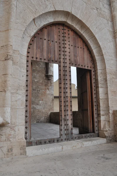 Torres de Quart (que significa torres de Quart) em Valência — Fotografia de Stock