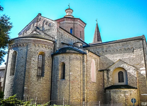 HDR Acqui Terme katedrála ve městě Acqui Terme — Stock fotografie