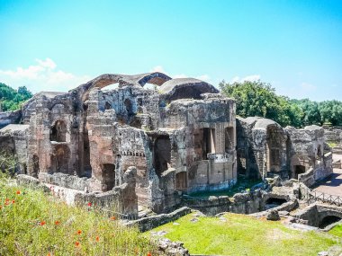 Tivoli harabelerde HDR Villa Adriano