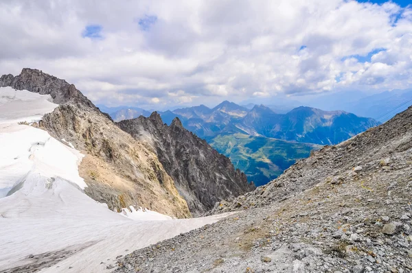 HDR Mont Blanc v údolí Aosta — Stock fotografie