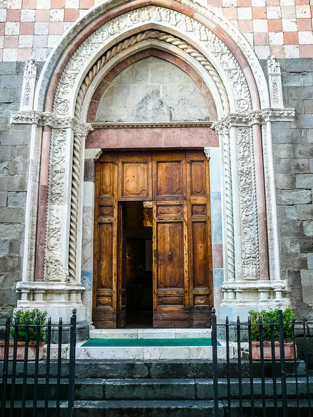 HDR โบสถ์ Santa Maria della Salute ใน Viterbo — ภาพถ่ายสต็อก