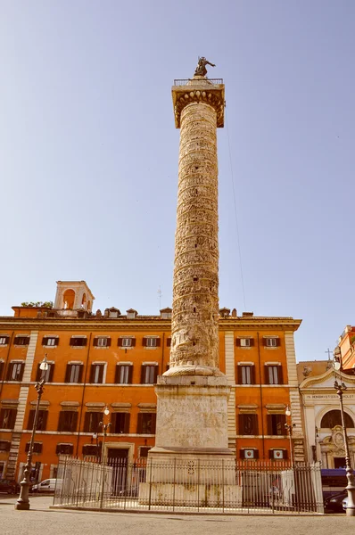 Mirada retro Piazza Colonna en Roma — Foto de Stock