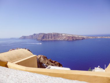 look retro therasia na Grécia