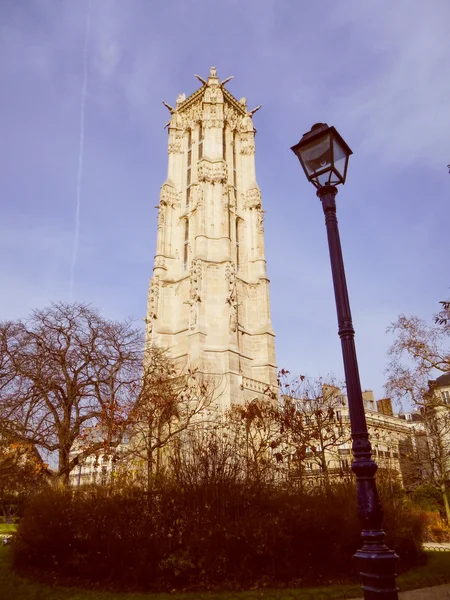 Retro vzhled prohlídky st jacques Paříž — Stock fotografie