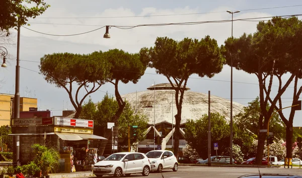 ローマのレトロな外観パラツェット ・ デッロ ・ スポーツ — ストック写真