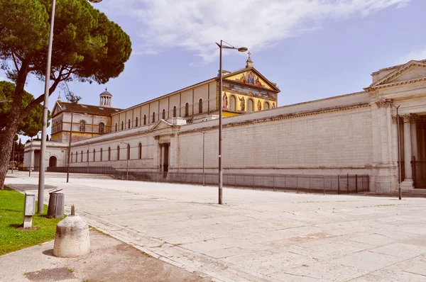 Retro vzhled san paolo fuori le mura církve v Římě — Stock fotografie