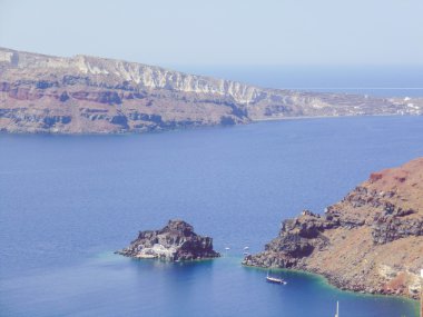 look retro therasia na Grécia