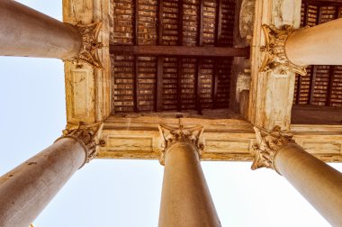 Retro Panteon Roma bak