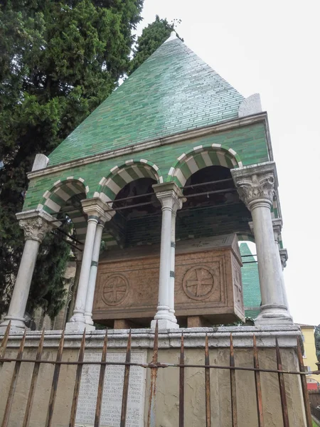 San Frencesco church in Bologna — Stock Photo, Image