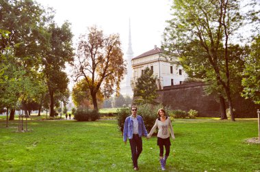 Retro görünüm mutlu çift