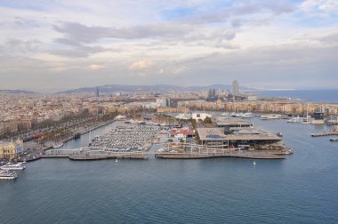 Barcelona limanının havadan görünümü