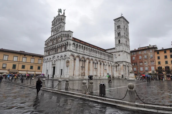 Kościół San Michele w Lucca — Zdjęcie stockowe