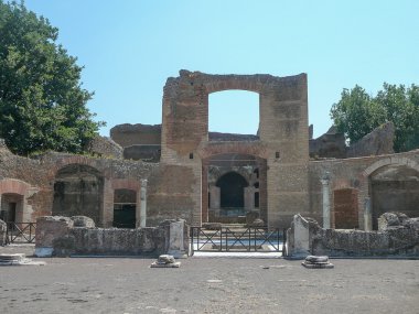 Tivoli harabelerde Villa Adriano