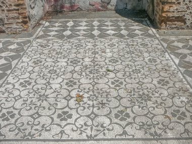 Tivoli harabelerde Villa Adriano