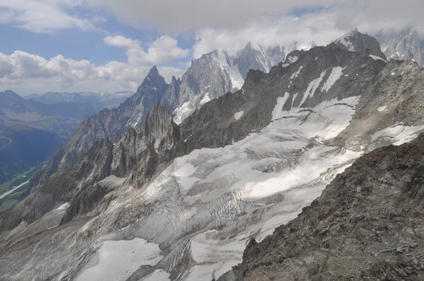 Mont Blanc az Aosta-völgy — Stock Fotó