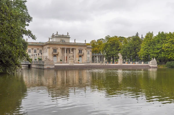 O Palácio Lazienki em Varsóvia — Fotografia de Stock