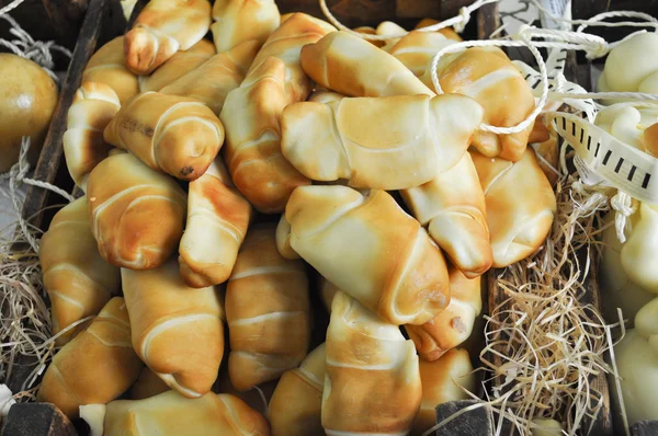 Traditionele handgemaakte kaas — Stockfoto