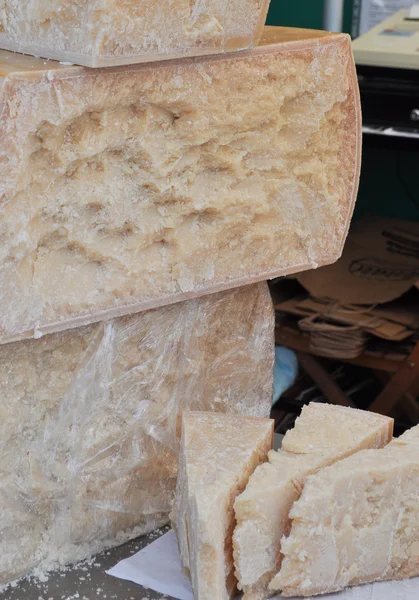 Traditioneller handgemachter Käse — Stockfoto