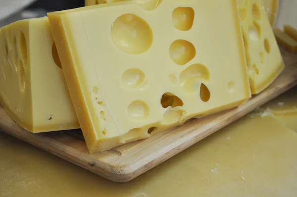 Tradiční ruční výroba sýra — Stock fotografie