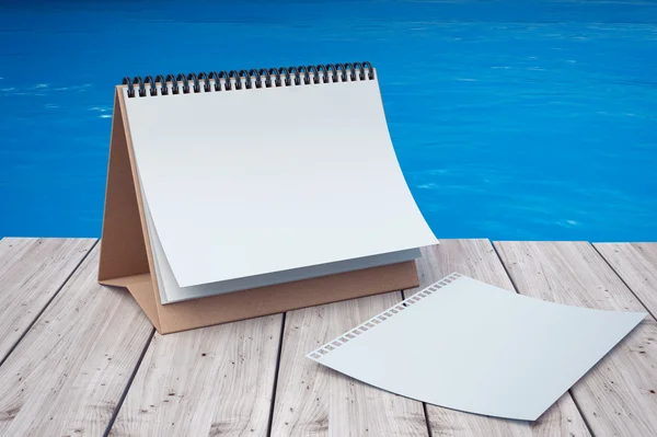 Blank Calendar in front of Ocean. 3d Rendering — Stock Photo, Image