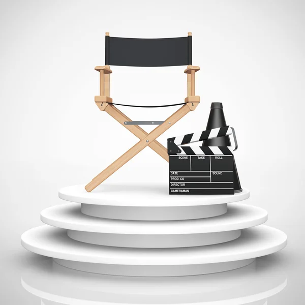 Krzesło reżysera, kino klakier i megafon na etapie rundy. 3D — Zdjęcie stockowe