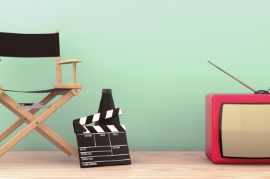 Eski stil fotoğraf. Yönetmen koltuğu, film Clapper ve megafon zekâ