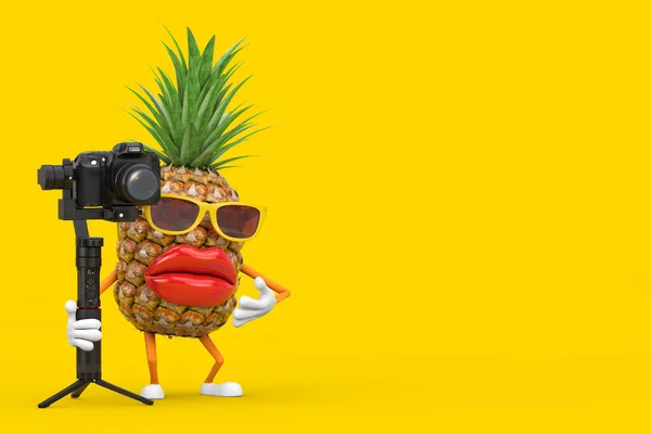 Fun Cartoon Fashion Hipster Cut Ananas Personnage Mascotte Avec Reflex — Photo