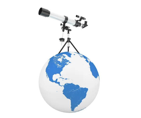 Stříbrný dalekohled na stativ nad zemi světa — Stock fotografie