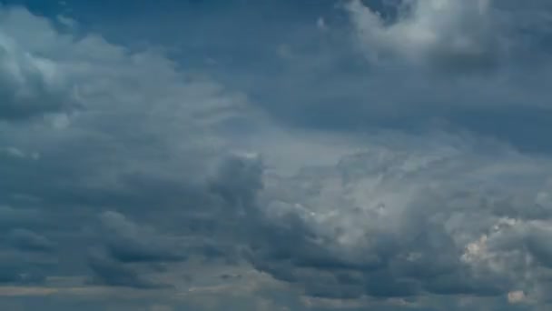 Rápido nuvens lapso de tempo — Vídeo de Stock