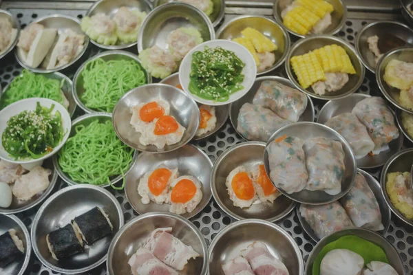 Çin Yumcha Dimsum 'u kabın içinde 