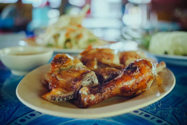 Ayam Panggang Ditusuk Thailand Makanan Jalanan Timur Laut Lokal — Stok Foto