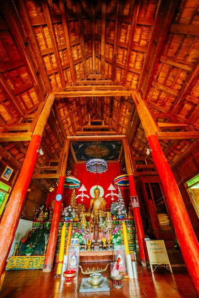 观音佛像是泰国的一座寺庙建筑群 — 图库照片