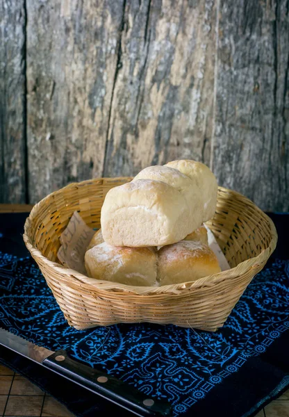 Fresh Baked Japanese Soft Fluffy Bun White Bread — Stock Photo, Image