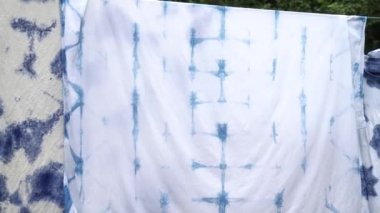 Tayland Mavisi İndigo boyalı kumaş bir halk bilgeliğidir.