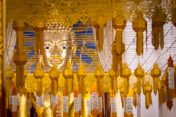 Kopf Der Buddha Statue Mit Gelbem Licht Tempel Von Thailand — Stockfoto