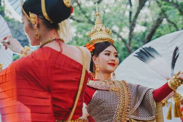 Chiangmai Thailand Abril 2019 Espetáculo Tradicional Cultura Lanna Apresenta Festival — Fotografia de Stock