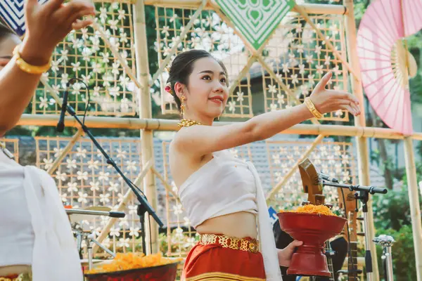 Chiangmai Thailand April 2019 Traditional Lanna Culture Show Perform Songkran — Foto de Stock