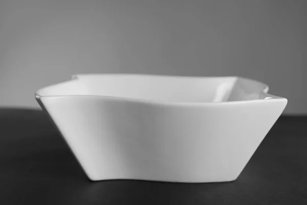 Deep Porcelain Dish White Bowl Front View — Stock Photo, Image