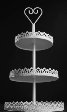 Tepsinin üst görüntüsü veya üç sıra servis tepsisi