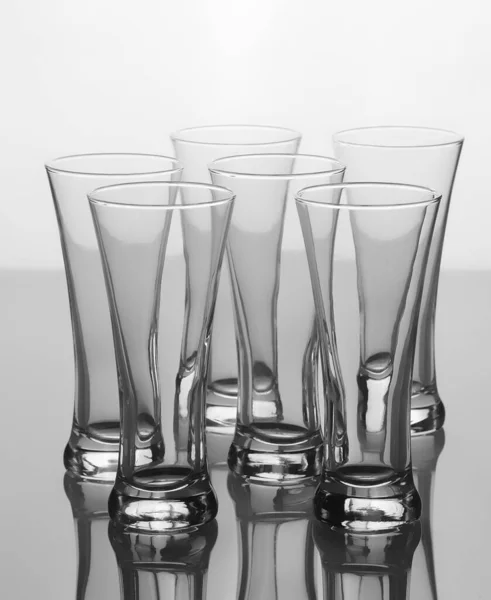 Ensemble Six Verres Coctail Vides Isolés Sur Fond Blanc — Photo