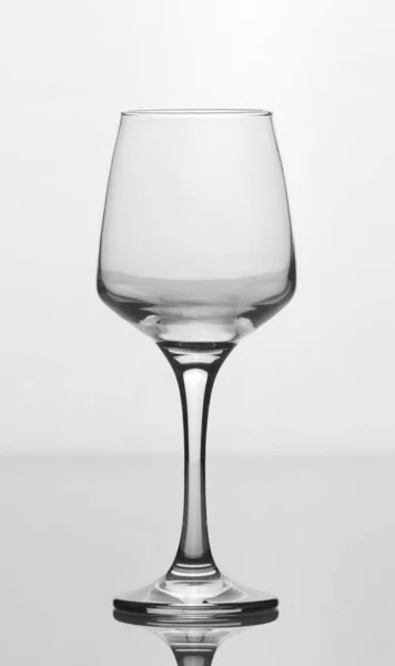 Verre Vin Vide Isolé Sur Fond Blanc — Photo