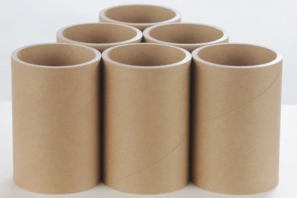 Papírcsövek Kartondoboz Fehér Alapon — Stock Fotó