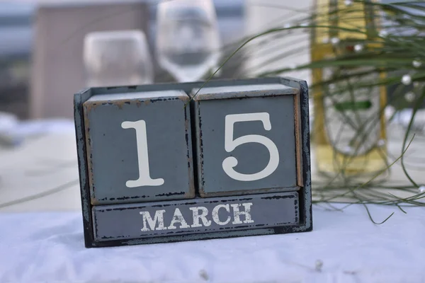 3月15日 3月15日和3月15日用木块装箱 木制方块日历 — 图库照片