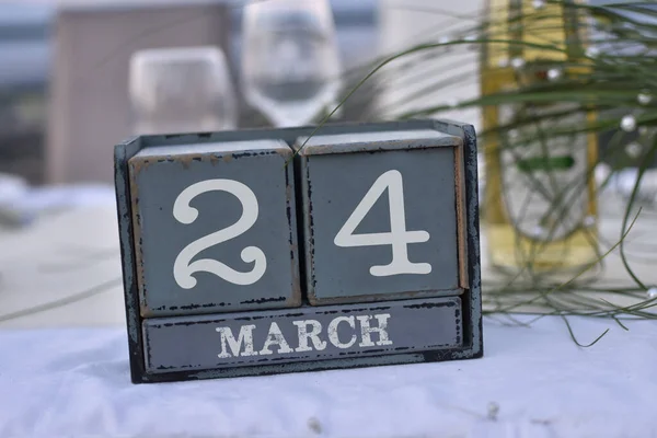 3月24日 3月24日和3月24日 木制方块日历 — 图库照片