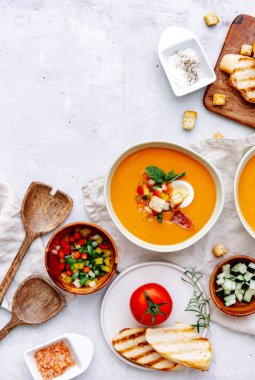 Domates çorbası, salmorejo çorbası, İspanyol yemeği.