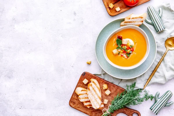 Domates çorbası, salmorejo çorbası, İspanyol yemeği.