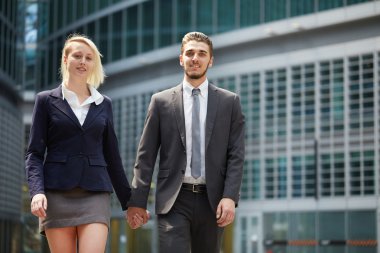 el ele yürüyüş iş adamları 