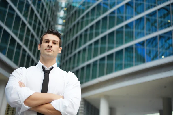 Adult businessman with arms crossed — Stock Photo, Image