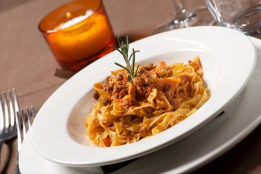 İtalyan Fotoğraf: Domuz soslu Tagliatelle