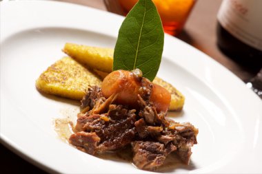 profesyonel dövmeci kalıcı hale getirme tricopigmentation kadar yapmak